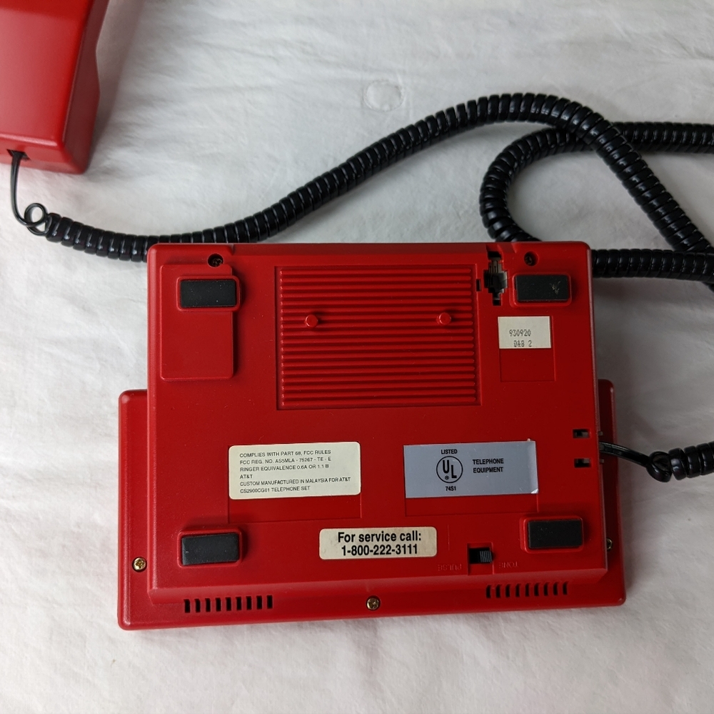 AT&T Exeter Vintage 1990's corded landline telephone desktop table red - Picture 3 of 16